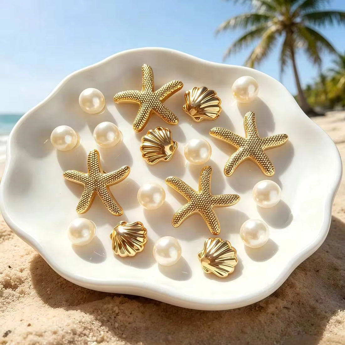18pcs Gold-Plated Ocean Style Shoe Charms, Dolphin, Starfish, Shell, Conch, Heart Detachable DIY Accessories, Suitable For Sandals, Slippers, Beach Bags, Holiday Gifts